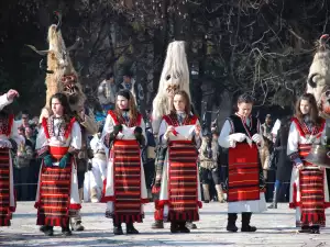 Кукери - Picture Кукерски Фестивал в Разлог